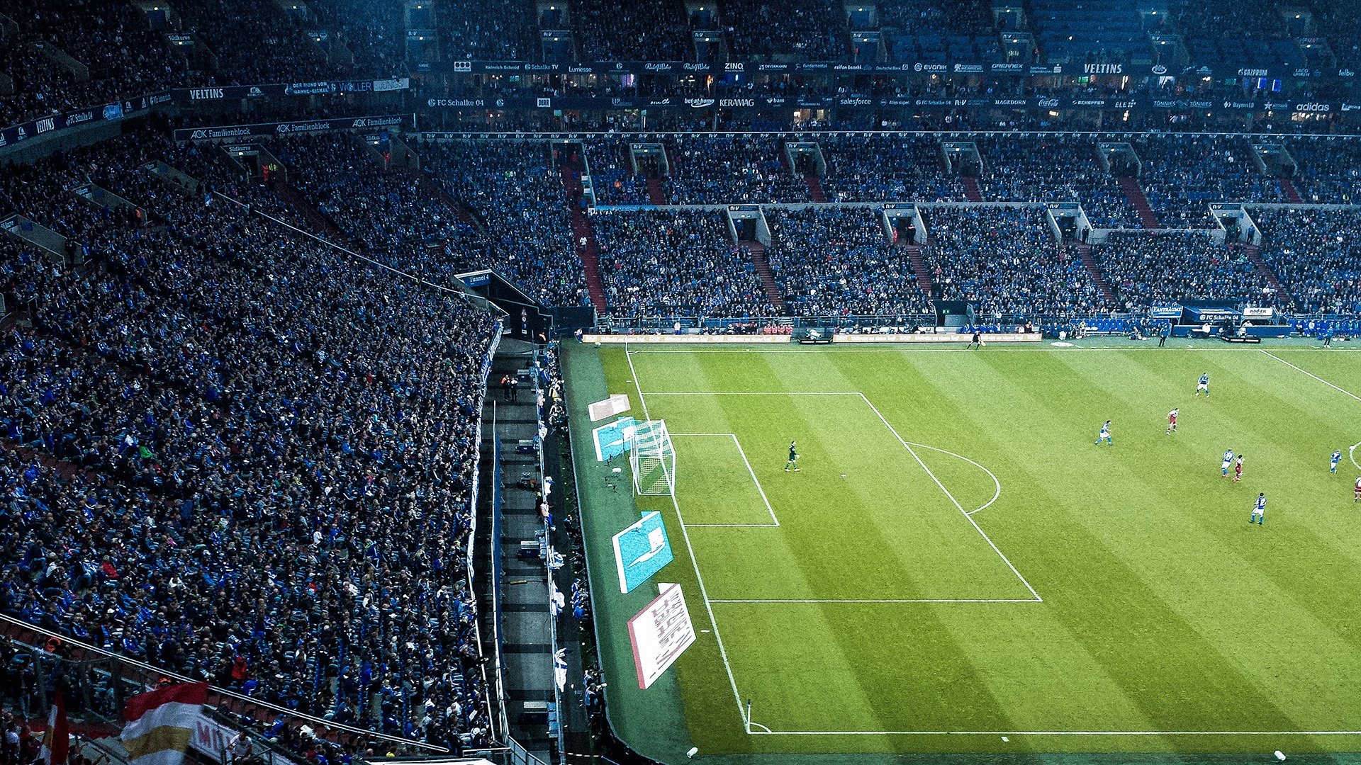 《英雄联盟夏季赛线下总决赛，众星云集热血对抗》，英雄联盟夏季总决赛在哪